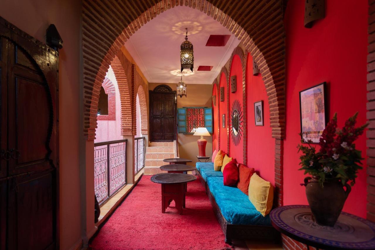 N10 Riad