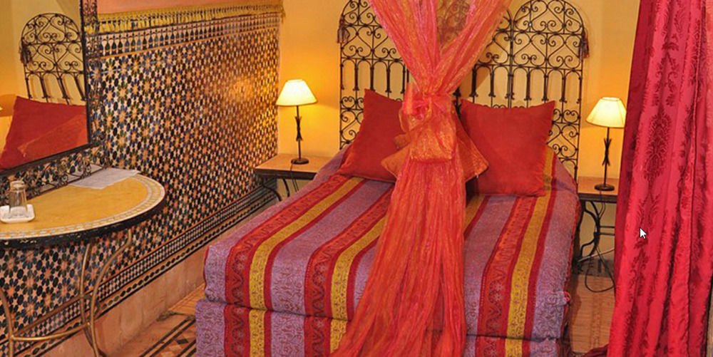 Riad N10 3*