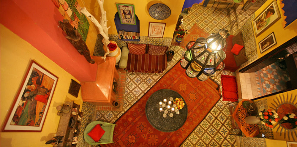 N10 Riad